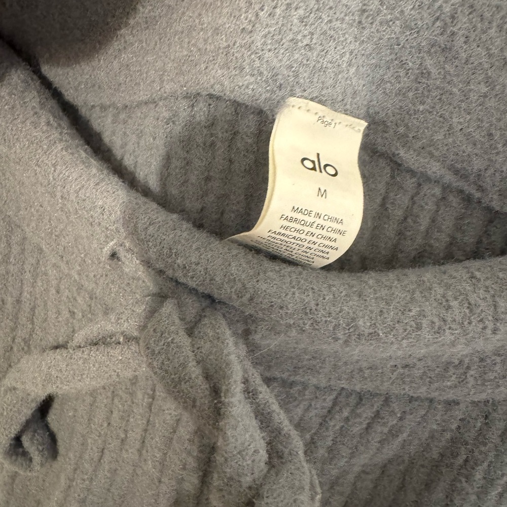 ALO Snuggle Up Sweater High-Waist Wide Leg Pant EUC Size Medium - Picture 6 of 6